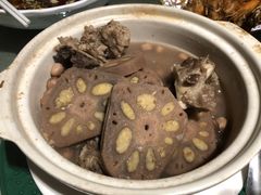 花生莲藕筒骨煲-张记旺角食街(动物园店)
