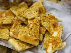 烤馕-中国新疆艾力巴巴烧烤(银湾居店)