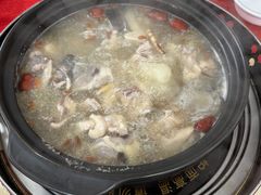 -花苑美食横琴生蚝火锅(拱北粤华路店)