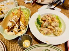 -玛格萝妮比萨屋(四平店)