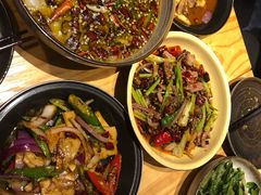 -十三式重庆江湖菜(金茂览秀城店)