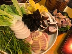 -民食香·腊排骨野生菌美食(木府店)