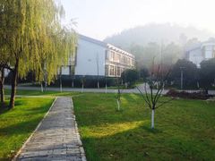 -苏体天云湖运动度假村