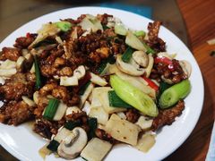 笋炒肉片-阿胜小吃