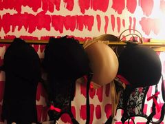 -Victoria's Secret(杭州湖滨银泰in77店)