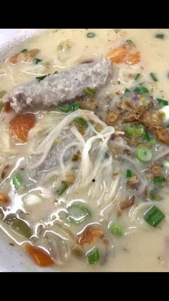 赞记好吃店-"这家店最出名的是鱼滑粉,据说是店主自创的.