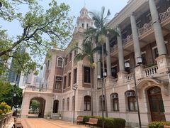 -香港大学