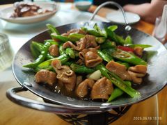 -芦茨金富饭庄·25年老字号·专做稻草鸡