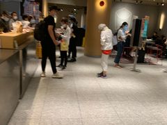 -麦当劳(中山公园龙之梦店)