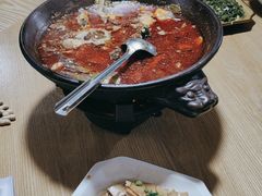 -临江餐馆二楼美食部落