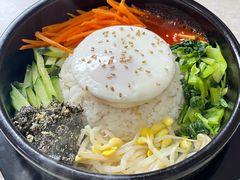 -拌来拌去石鍋拌飯(文鼎店)