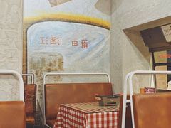 -蚝火爆·烧烤餐厅