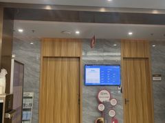 -上海仁爱医院口腔科 · 种植