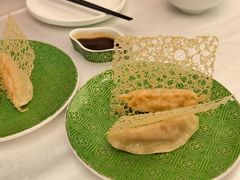 -品海楼·大连海胆锅贴馆(东港店)