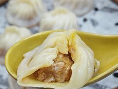 蟹黄汤包-食惠里小笼包面馆(越秀店)