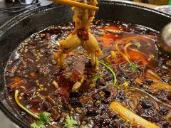 -鸿顺老铁锅美蛙鱼府(解放碑店)