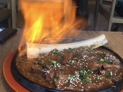 -蜜桃餐厅·伴山(湖滨商业街店)