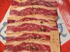 -山川小町·极番烧肉(新地假日广场店)