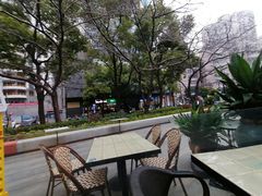 -玛格萝妮比萨屋(四平店)