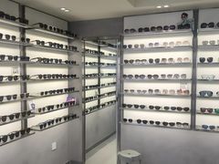 -潘多拉眼镜·蔡司依视路明月(潘家园店)