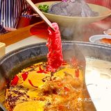 🙌🏻杭州西湖边的宝藏火锅店，千万不要错过它家的限定龙井虾滑‼️