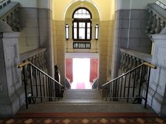 -香港大学