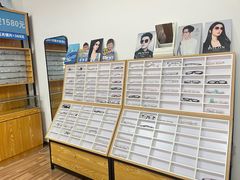 -李医生眼镜工作室