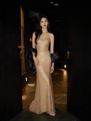 -艾米丽婚纱礼服