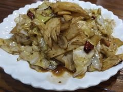 -老胶东家常菜馆(市场一路店)