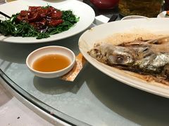 -品悦酒店(三林古镇店)