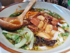 酱香猪软骨宽粉-百春原湖南牛肉粉(百联世纪店)