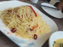 -今鲜源酒店·海鲜锅贴青岛菜(新湛路店)