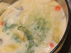 -老来福·非遗酸汤兔(凯旋路店)