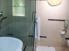 -青岛海尔洲际酒店