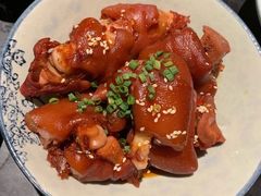青石街卤猪脚-老街鱼嘴巴(步步高新天地店)