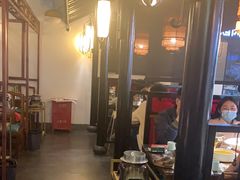 -卢大鲜鱼头捞饭(美利广场店)