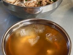 -正宗杨记普洱酸醋米线(总店)