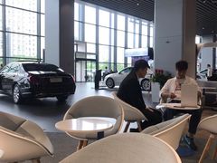 -奔驰上海利星(七宝店)