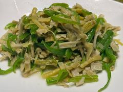 -红泥美食坊(良安路店)