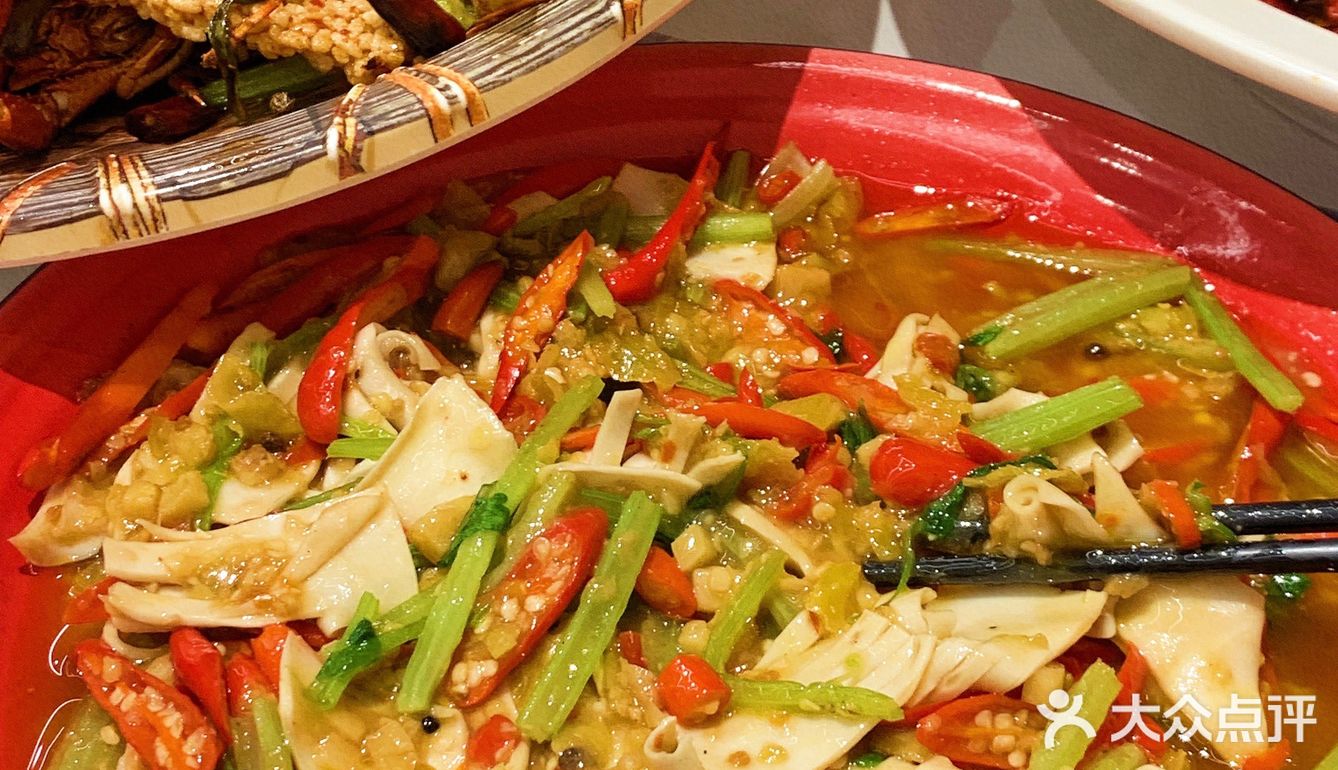 春天的第一顿龙虾‼️可以永远相信土豆丝拌饭
