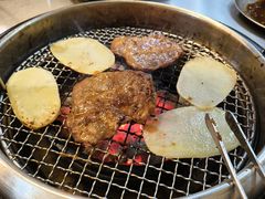-芝士牛炭火烤肉