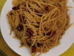 -明月食府(二区干二路店)