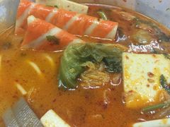 -小蛮椒麻辣烫·麻辣拌(青浦宝龙店)