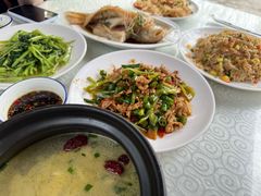 -范饭椰林川湘味海鲜·椰子鸡(三亚湾椰梦长廊店)