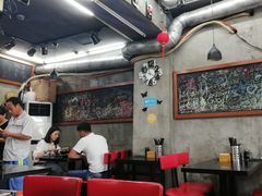 -丽影重庆小面(定西路店)