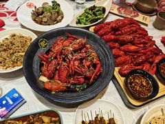-肥肥虾庄·金牌油焖大虾(首义路店)