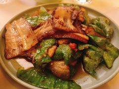 -龙门阵茶屋川菜馆(武康路店)