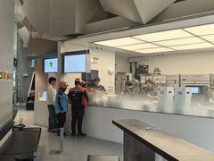 -喜茶(上海北外滩来福士店)