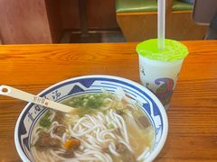 -鑫花溪牛肉米粉(印象水街都心荟店)