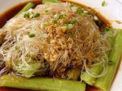 蒜蓉粉丝蒸丝瓜-巴渝兄弟川菜(宽街店)